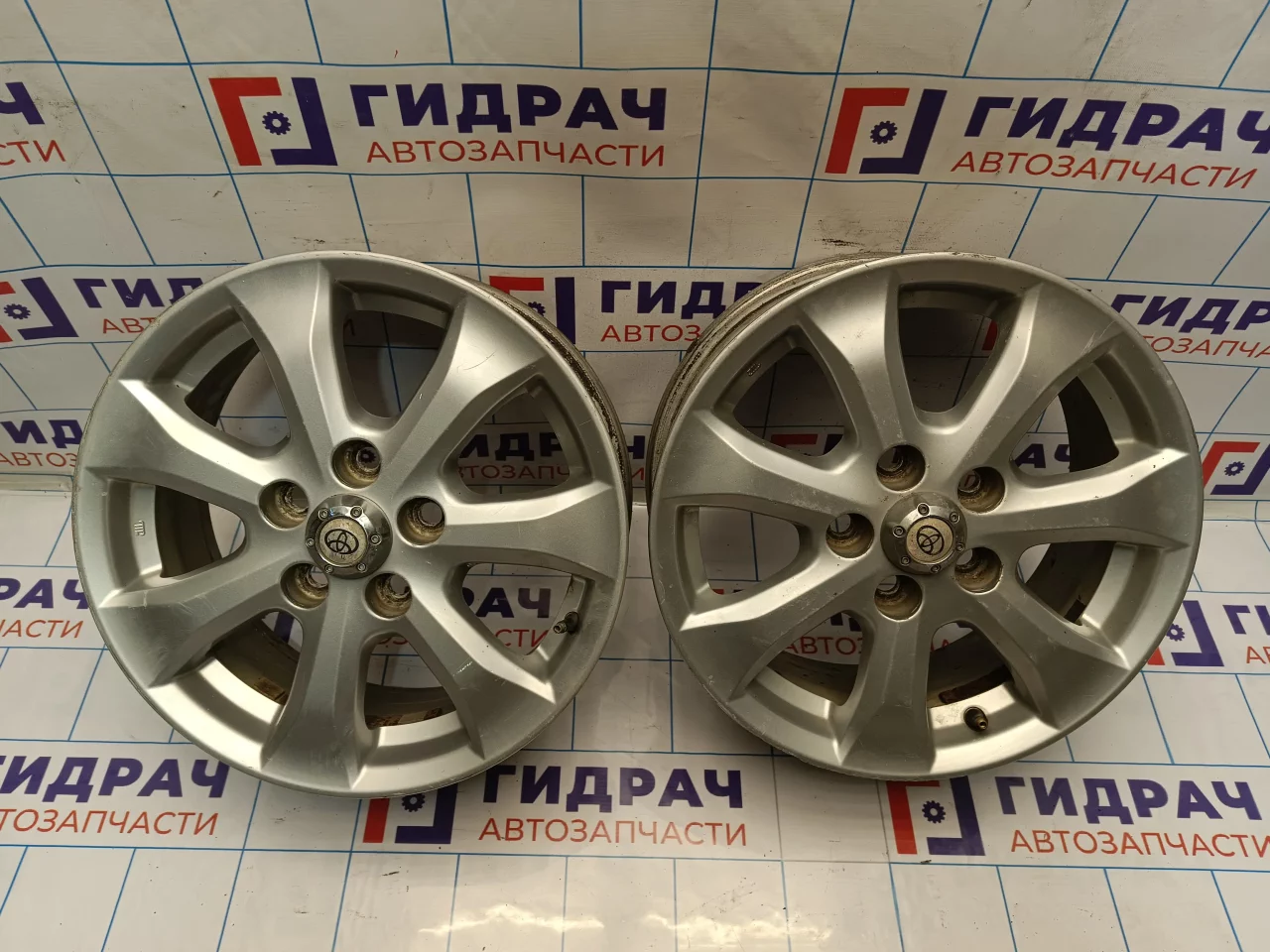 Диск литой оригинальный Toyota R16 5*114.3